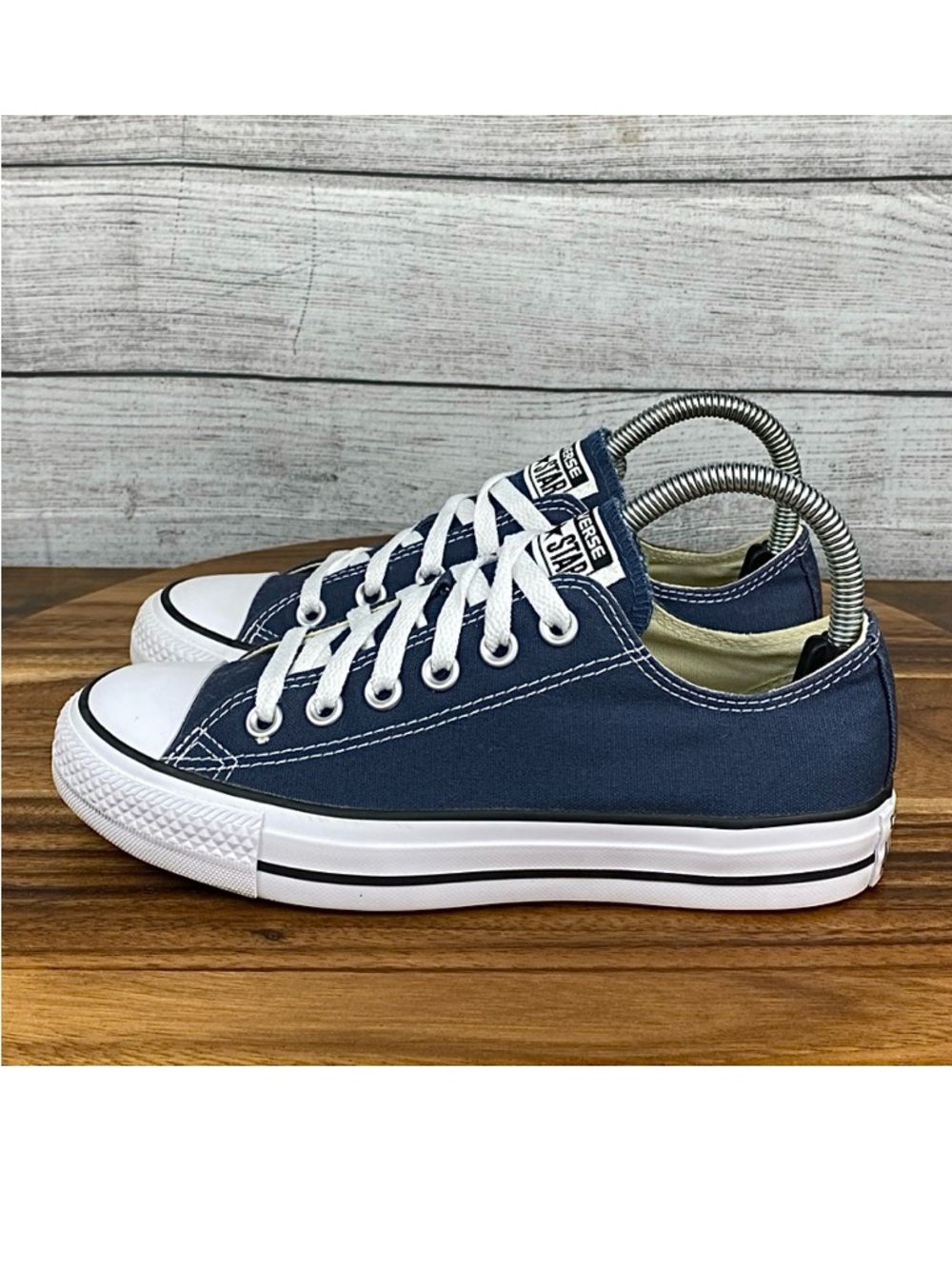 Converse Chuck Taylor All Star Canvas Low Navy Sneaker W9697 Women’s Shoe Size 6